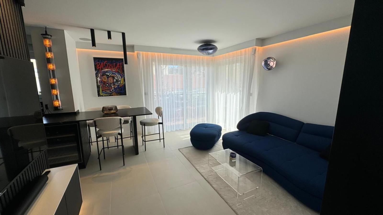 Appartement Luxueux Plein Centre De Cavalaire A 2Mn De La Plage Kültér fotó