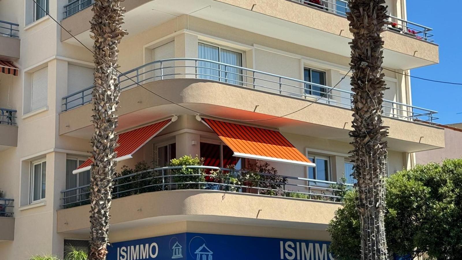 Appartement Luxueux Plein Centre De Cavalaire A 2Mn De La Plage Kültér fotó